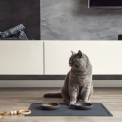 District 70 Serve Placemat -Haustierprodukte district 70 serve placemat 209750 0500 none